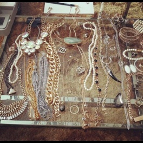 Meet your Posher, Chrystal - Picture 2 of 8